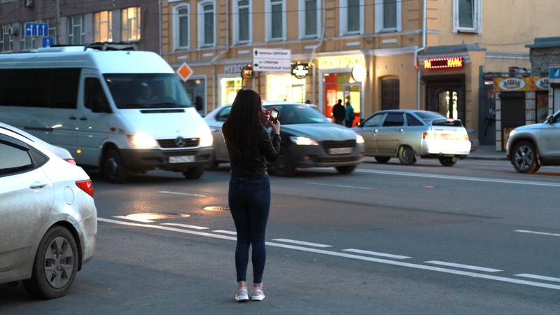 «Жива, но лицо всё в крови»: жуткое ДТП с участием пешехода поразило Приморье — видео